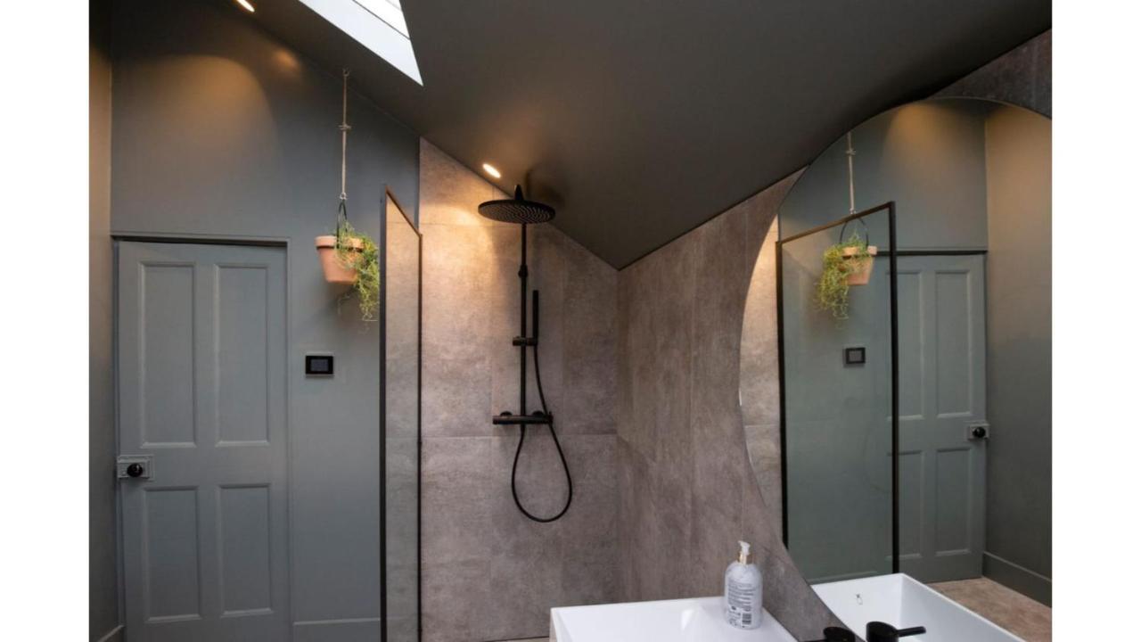 Pass The Keys Stunning, Brand New 3Br Home - Central Оксфорд Экстерьер фото